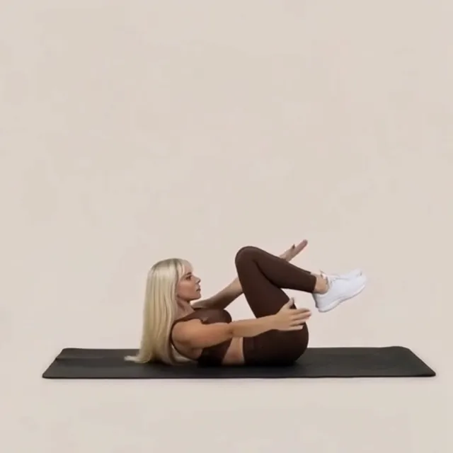 Crunch Hug — starting position